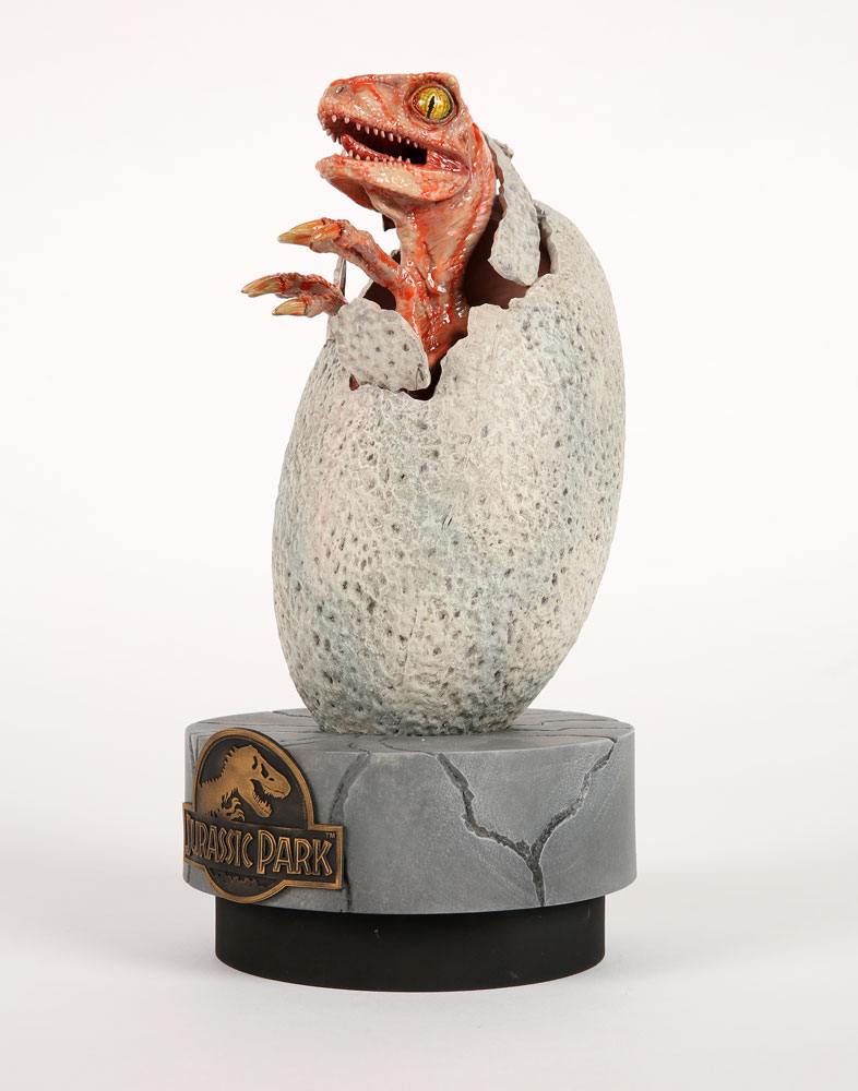 Estatua 1/1 Raptor Hatchling Jurassic Park 28 cm