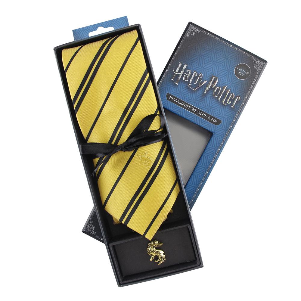 Set Deluxe de Corbata & Pin Hufflepuff Harry Potter