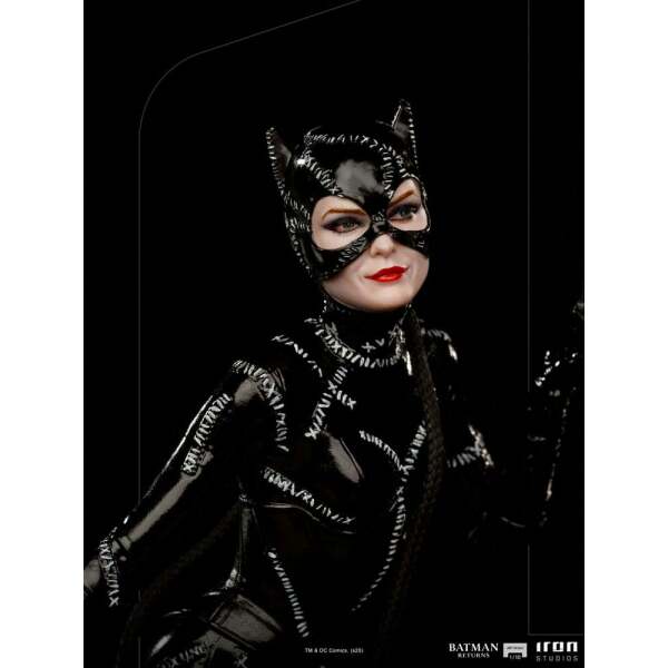 Estatua Catwoman Batman vuelve Art Scale 1/10 20 cm - Collector4U.com