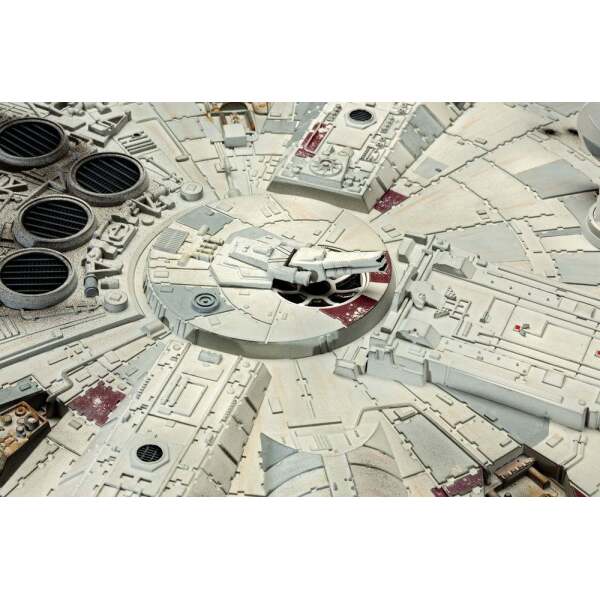 Maqueta 1/72 Millennium Falcon Star Wars 38 cm Revell - Collector4U.com