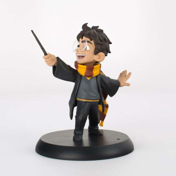 Figura Q-Fig Harry’s First Spell Harry Potter 9 cm - Collector4u.com