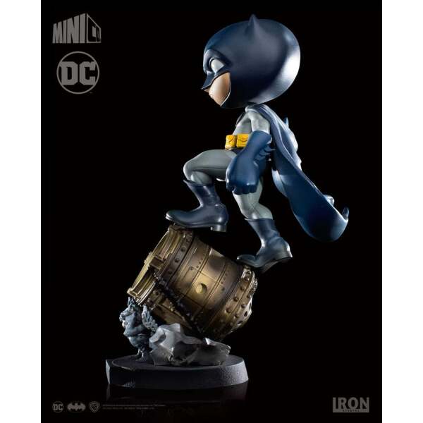 Minifigura Batman DC Comics Mini Co. Deluxe PVC 19 cm Iron Studios - Collector4U.com