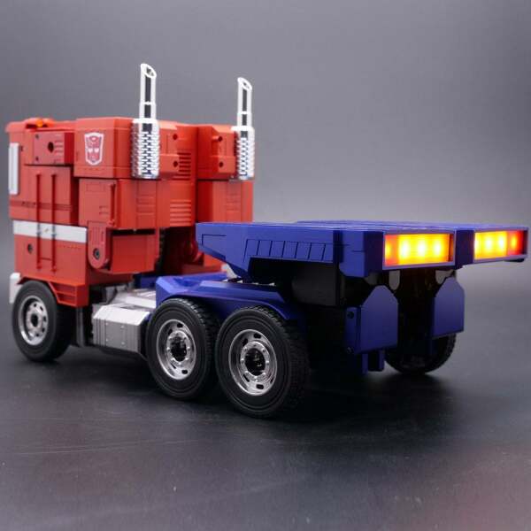 Robot interactivo Optimus Prime Transformers auto-transformable de 48 cm *INGLÉS* Robosen - Collector4U.com