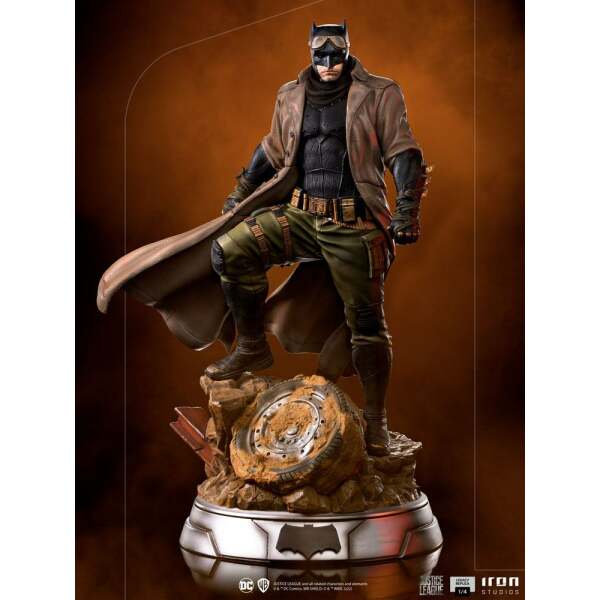 Estatua Batman Knightmare Zack Snyder's Justice League Legacy Replica 1/4 58cm Iron Studios - Collector4U.com