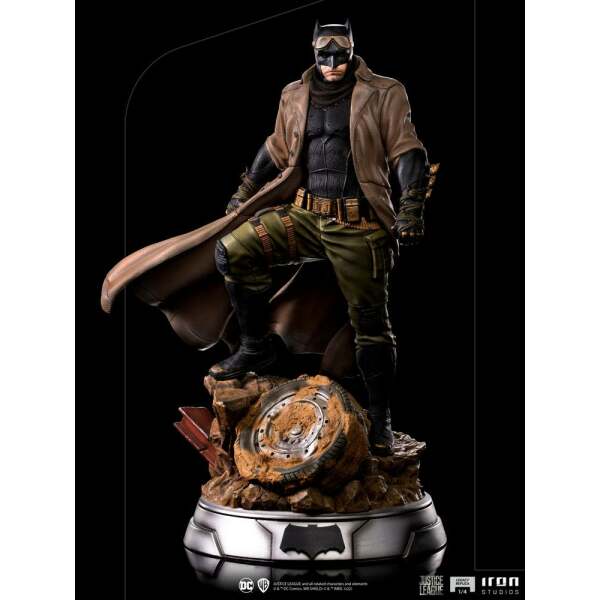 Estatua Batman Knightmare Zack Snyder's Justice League Legacy Replica 1/4 58cm Iron Studios - Collector4U.com