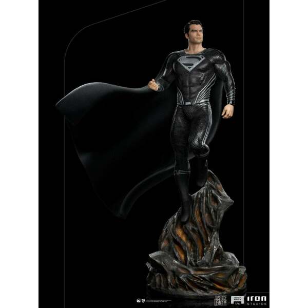 Estatua Superman Black Suit Zack Snyder's Justice League Art Scale 1/4 69 cm Iron Studios - Collector4U.com