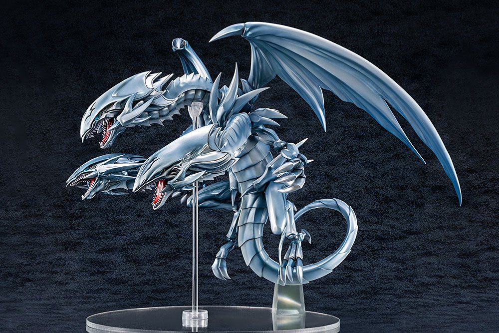 Estatua Blue-Eyes Yu-Gi-Oh! PVC Ultimate Dragon 35 cm Amakuni