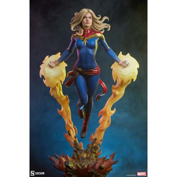 Estatua Premium Format Captain Marvel Marvel 60 cm Sideshow - Collector4u.com