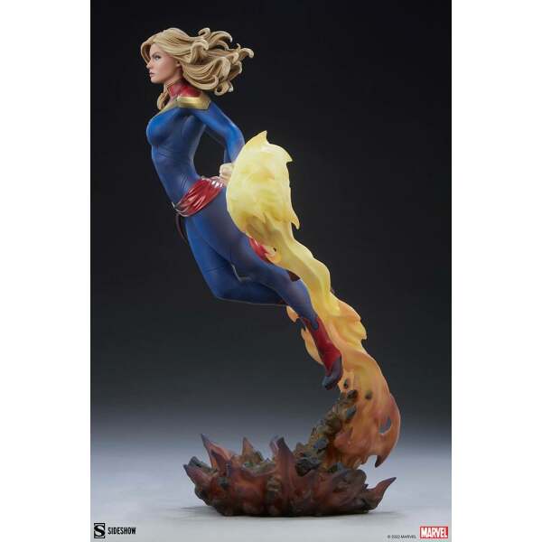 Estatua Premium Format Captain Marvel Marvel 60 cm Sideshow - Collector4u.com