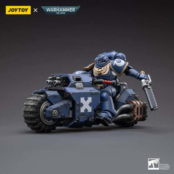 Vehículo Ultramarines Outrider Bike Warhammer 40k 1/18 22 cm - Collector4u.com