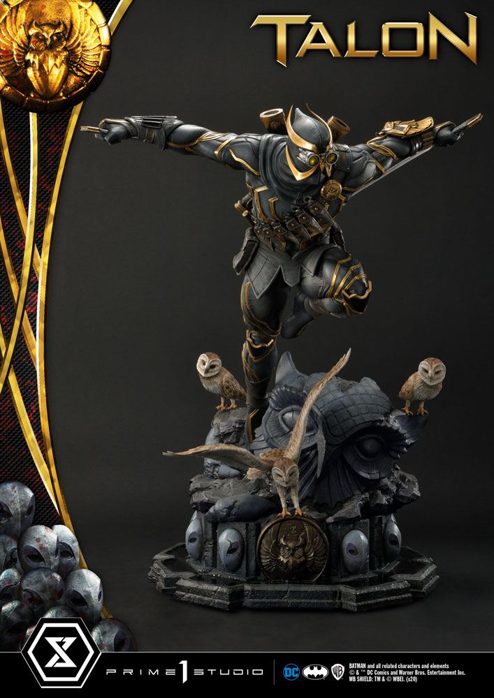 DC Comics Court of Owls Estatuas Talon Regular & Talon Exclusive Bonus Version 82 cm Surtido (3)