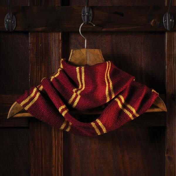 Kit de Costura Costura Bufanda Infinita Gryffindor Harry Potter - Collector4u.com