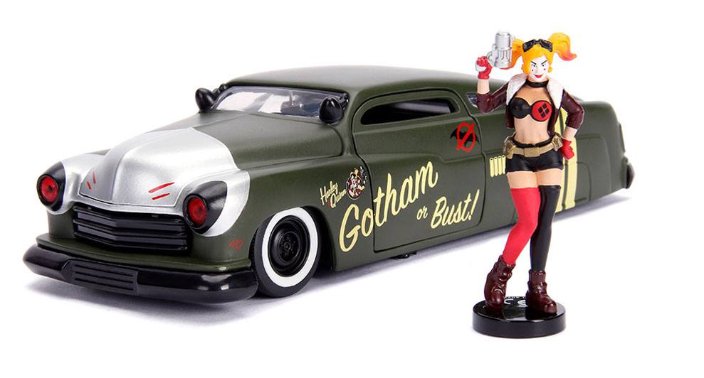 DC Bombshells Vehículo Hollywood Rides 1/24 1951 Mercury con Figura Harley Quinn