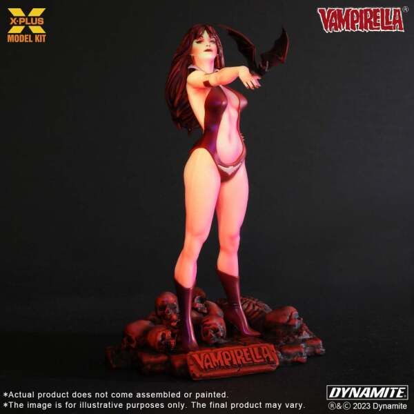 Vampirella Maqueta Plastic Model Kit 1/8 Vampirella 2.0 Jose Gonzales Edition (Glows in the Dark) 23 cm