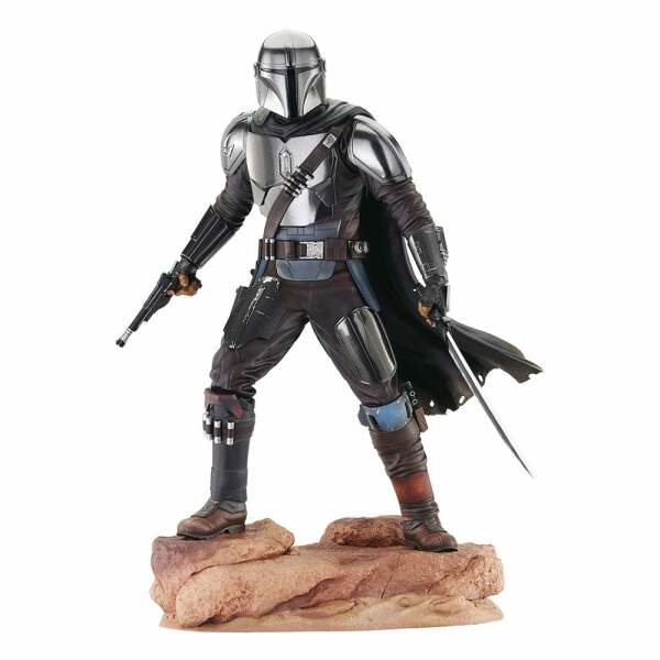 Star Wars: The Mandalorian Milestones Estatua 1/6 Din Djarin 33 cm