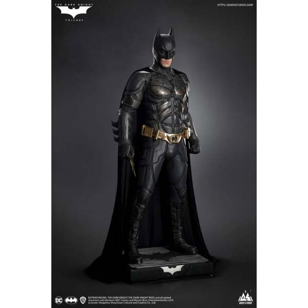 The Dark Knight Estatua tamaño real Batman Deluxe Edition 207 cm