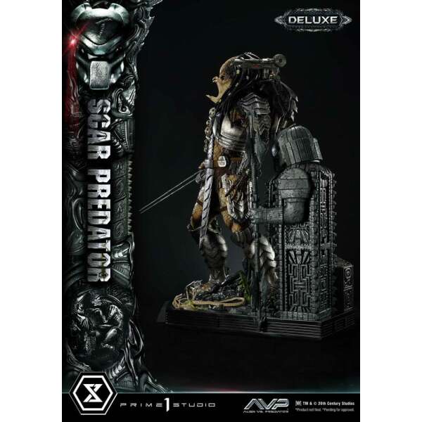 The Alien vs. Predator Estatua Museum Masterline Series 1/3 Scar Predator Deluxe Version 93 cm