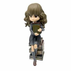 Harry Potter Estatua Hermione Granger and the Pile of Spell Book 21 cm