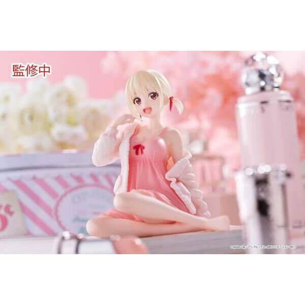 Lycoris Recoil Estatua PVC Desktop Cute Figure Chisato Nishikigi Roomwear Ver. 13 cm