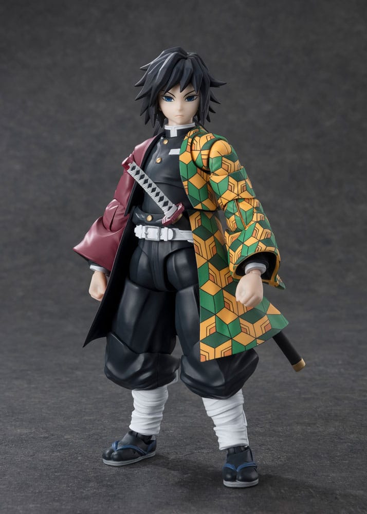 Demon Slayer: Kimetsu no Yaiba Figura S.H. Figuarts Giyu Tomioka 15 cm