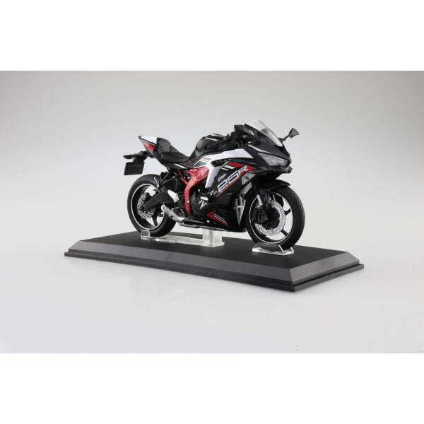 Diecast Bike Series Estatua 1/12 Kawasaki Ninja ZX-25R Metallic Spark Black×Peal Flat Stardust White 16 cm