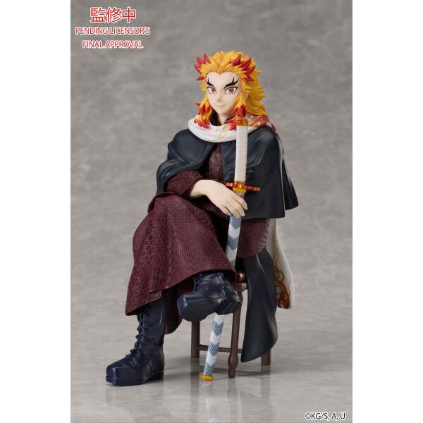 Demon Slayer: Kimetsu no Yaiba Estatua Kyojuro Rengoku 16 cm