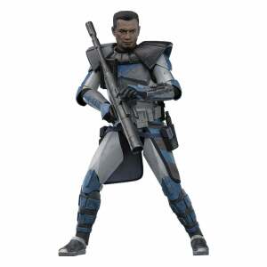 Also known as CT-27-5555, Fives trained with Domino Squad on Kamino before being shipped out to the Rishi Moon listening outpost. He survived the Sepa