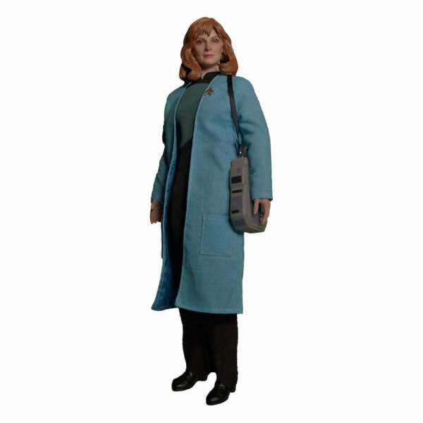 Star Trek: The Next Generation Figura 1/6 Dr. Beverly Crusher (Standard Edition) 27 cm