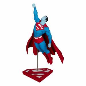 DC Direct Estatua 1/10 Superman Red and Blue: Superman by Gary Frank Limited Edition 26 cm